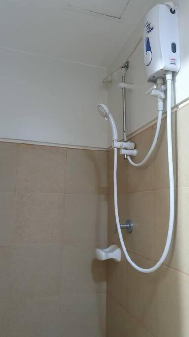 Cherolds Place Lovely 1 Bedroom Condo With Balcony Manila Eksteriør bilde